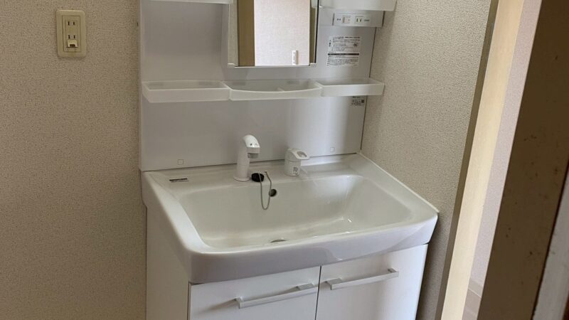 洗面台の入れ替え工事